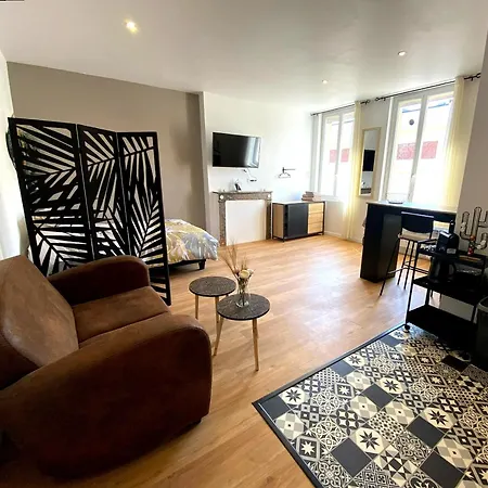 Brown Cosy Loft Centre Apartment Louviers Exterior photo